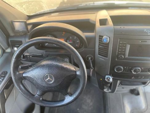 Used 2017 Mercedes-Benz Sprinter 3500 image 15