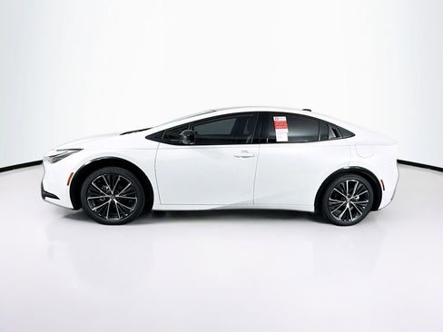 New 2026 Toyota Prius Limited FWD image 5