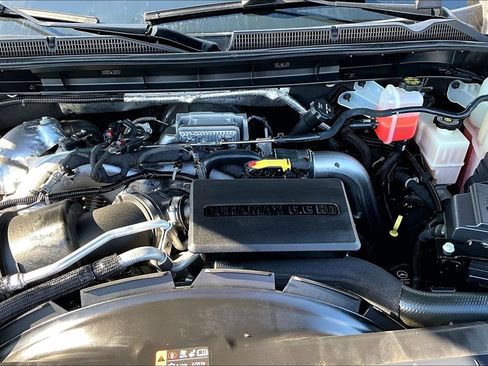 Used 2021 GMC Sierra 2500 AT4 w/ Gooseneck/5TH Wheel Package AWD/4WD image 32