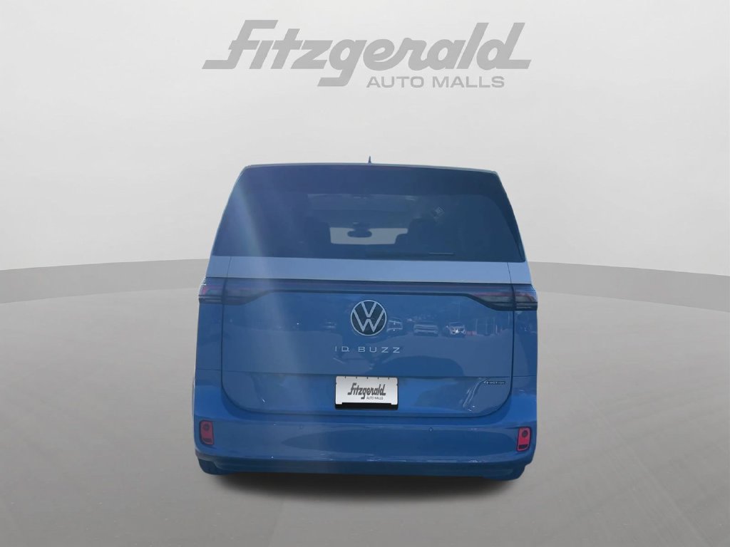 Used 2025 Volkswagen ID. Buzz 1st Edition AWD/4WD image 3