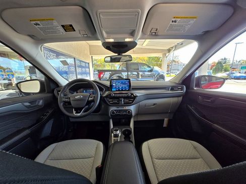 New 2025 Ford Escape Active w/ Cold Weather Package image 25