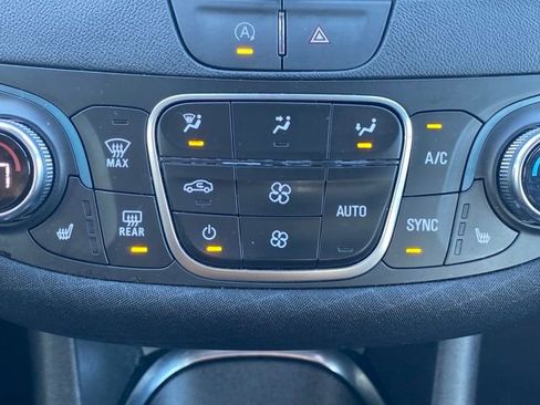 Used 2024 Chevrolet Malibu LT image 14