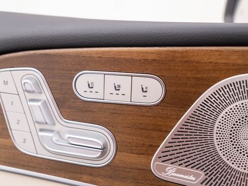 Certified 2025 Mercedes-Benz GLS 450 4MATIC image 21