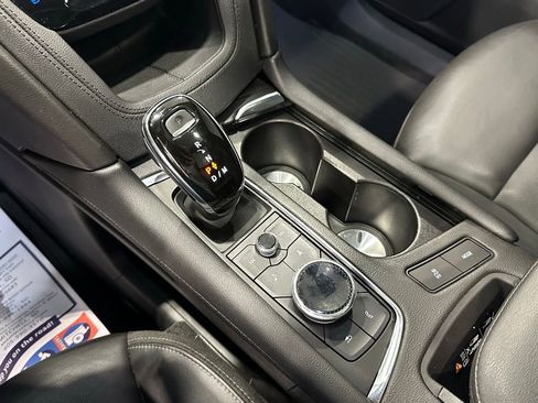 Used 2020 Cadillac XT6 Sport image 25