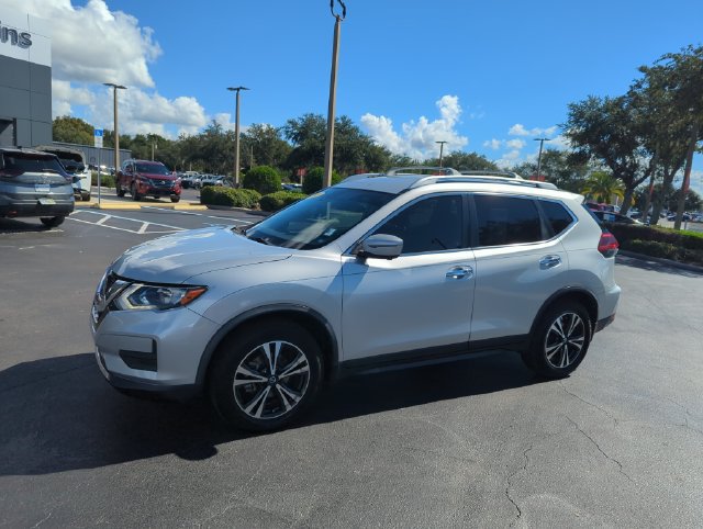Certified 2019 Nissan Rogue SV w/ Premium Package FWD image 13
