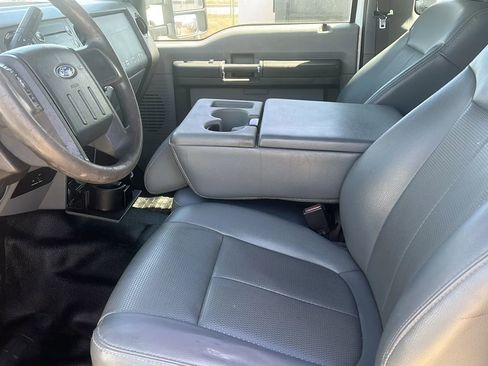 Used 2011 Ford F350 XL w/ PWR Equipment Group image 6