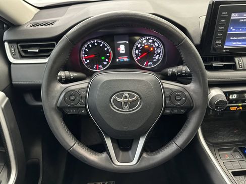 Used 2022 Toyota RAV4 XLE Premium FWD image 26
