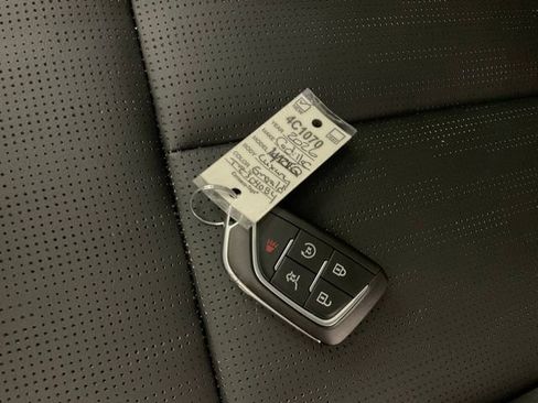 New 2026 Cadillac Lyriq Luxury image 39