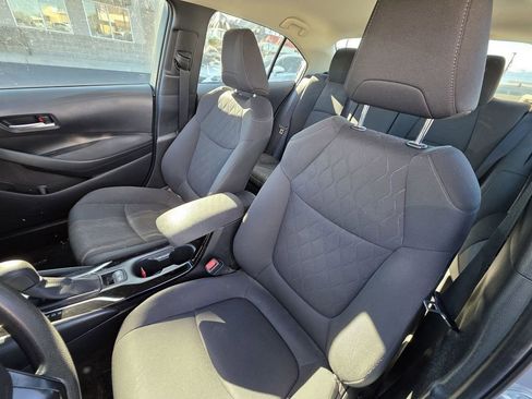 Used 2021 Toyota Corolla LE image 10