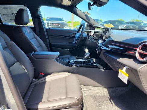 New 2026 Chevrolet Trax RS w/ Driver Confidence Package FWD image 9