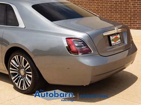 Used 2022 Rolls-Royce Ghost w/ Ghost Package AWD/4WD image 57