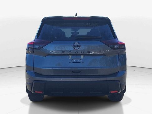 New 2026 Nissan Rogue SV FWD image 6