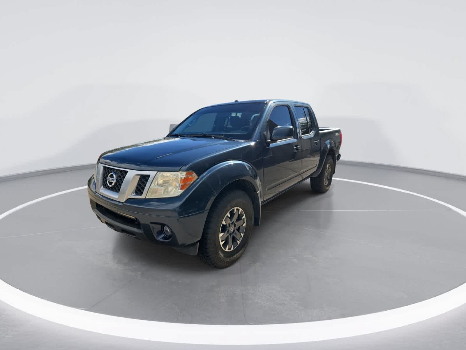 Used 2014 Nissan Frontier PRO-4X AWD/4WD image 4