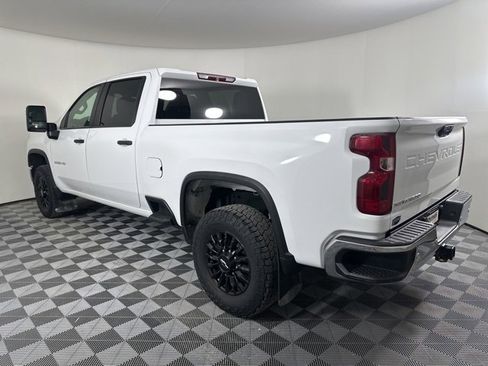 Used 2022 Chevrolet Silverado 3500 W/T image 4