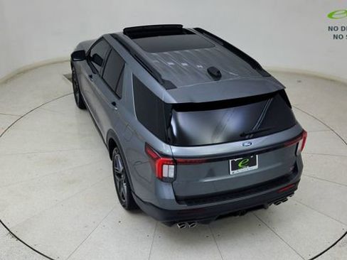 Used 2025 Ford Explorer ST w/ Sun And Sound Package AWD/4WD image 86