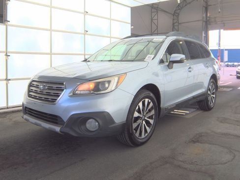 Used 2016 Subaru Outback 2.5i Limited AWD/4WD image 2