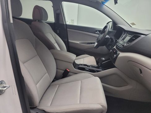 Used 2017 Hyundai Tucson SE w/ SE Popular Package 02 AWD/4WD image 21