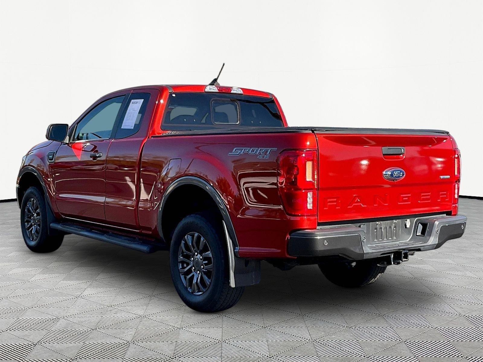 Used 2019 Ford Ranger XLT w/ Equipment Group 302A Luxury AWD/4WD image 4