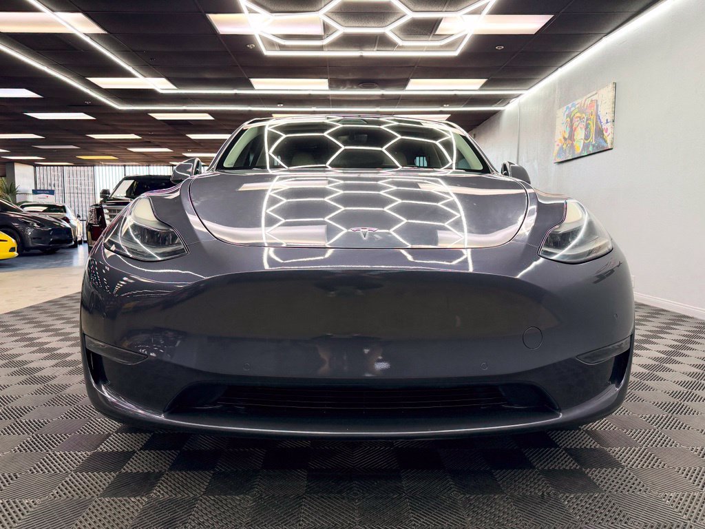 Used 2022 Tesla Model Y Performance AWD/4WD image 3