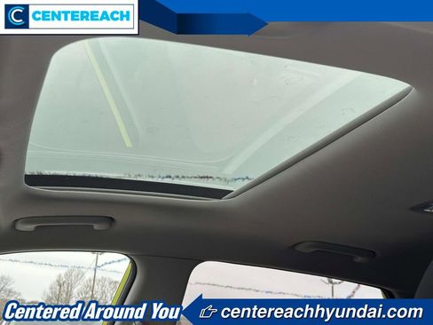 Used 2024 Hyundai Kona Limited image 18