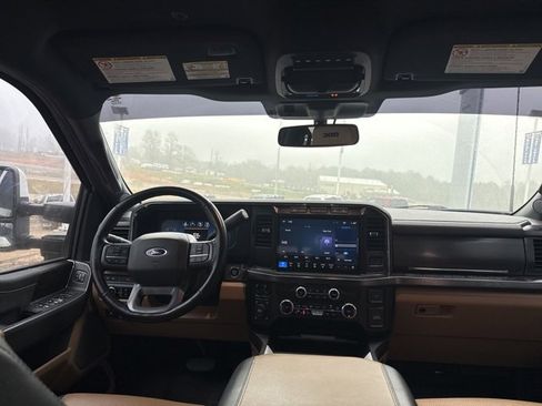 Used 2023 Ford F250 Lariat w/ FX4 Off-Road Package image 13