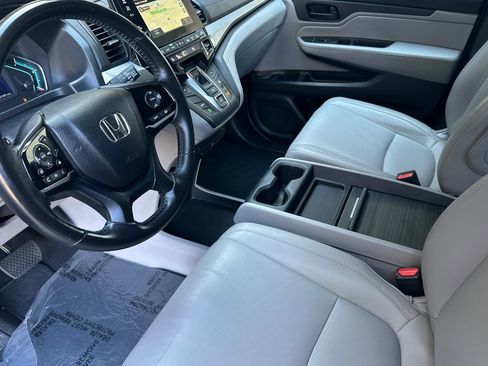 Used 2018 Honda Odyssey EX-L image 7