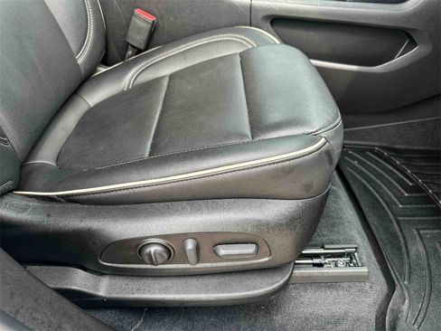 Certified 2023 Chevrolet Traverse Premier image 25