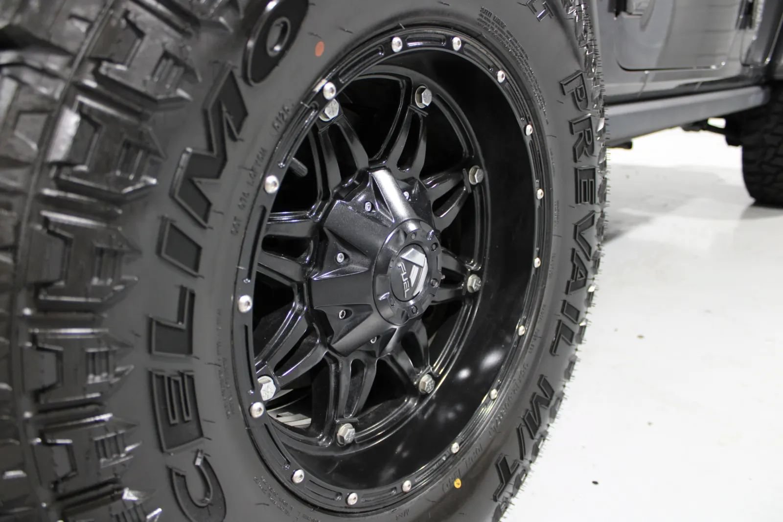 Used 2022 Jeep Wrangler Unlimited Rubicon w/ LED Lighting Group AWD/4WD image 32