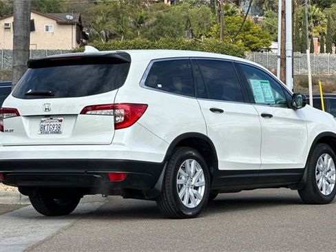 Used 2019 Honda Pilot LX image 5