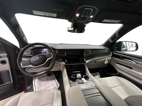 New 2026 Jeep Grand Wagoneer Limited AWD/4WD image 21