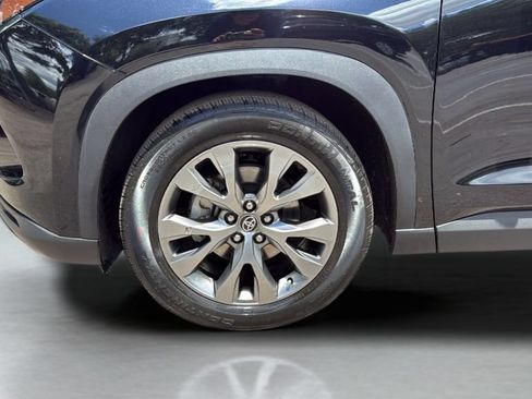Used 2024 Toyota Grand Highlander FWD image 24