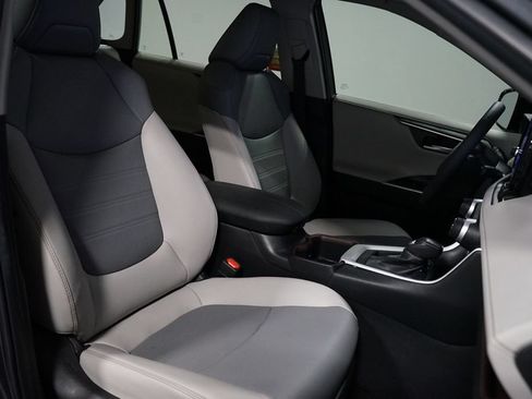 Certified 2024 Toyota RAV4 Limited w/ Advanced Technology Package FWD image 30