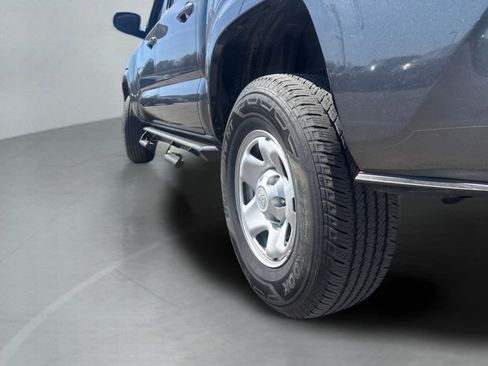 Used 2021 Toyota Tacoma SR AWD/4WD image 10