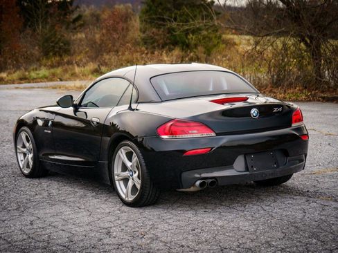 Used 2013 BMW Z4 sDrive28i image 9