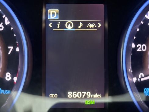 Used 2019 Toyota Highlander Limited Platinum image 11