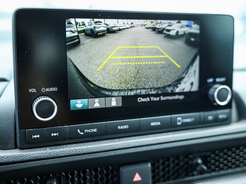 Used 2025 Honda CR-V LX image 29