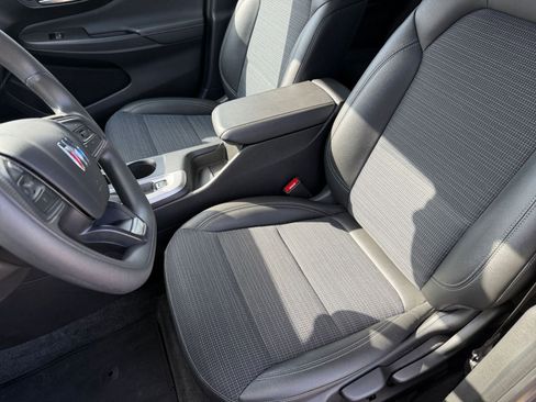 Used 2025 Buick Envista Preferred image 35