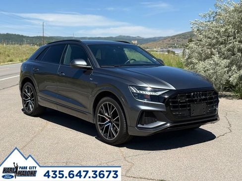 Used 2021 Audi Q8 Prestige w/ Prestige Package AWD/4WD image 7