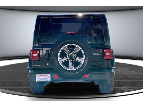 Used 2020 Jeep Wrangler Unlimited Sahara AWD/4WD image 6