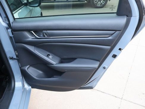 Used 2022 Honda Accord Sport Special Edition image 12