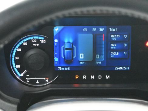 Used 2024 Ford Bronco Outer Banks w/ Sasquatch Package image 24