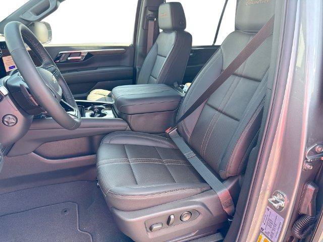 New 2026 Chevrolet Tahoe High Country RWD image 13