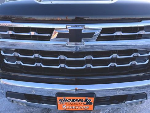 Used 2023 Chevrolet Silverado 1500 LTZ image 31