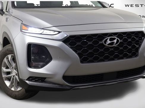 Used 2020 Hyundai Santa Fe SE image 39