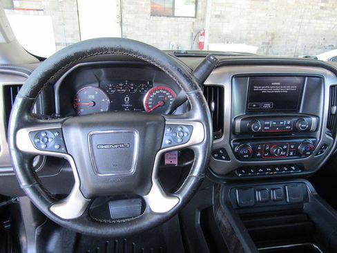 Used 2015 GMC Sierra 2500 Denali w/ Duramax Plus Package AWD/4WD image 16