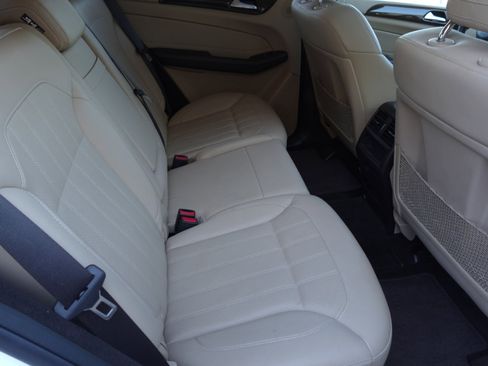 Used 2018 Mercedes-Benz GLE 350 4MATIC image 15