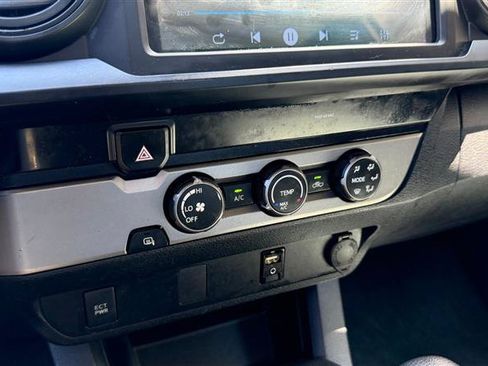 Used 2019 Toyota Tacoma SR RWD image 22