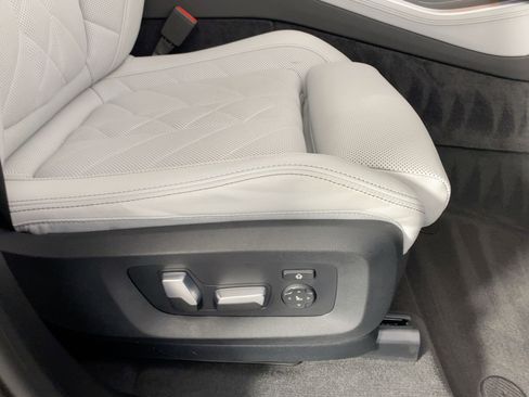 Certified 2024 BMW X5 sDrive40i w/ M Sport Package image 32