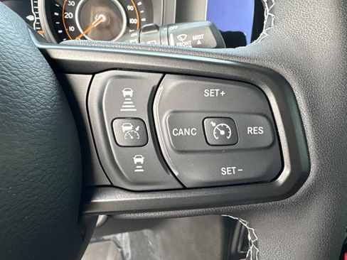 Certified 2026 Jeep Wrangler Unlimited Rubicon AWD/4WD image 28
