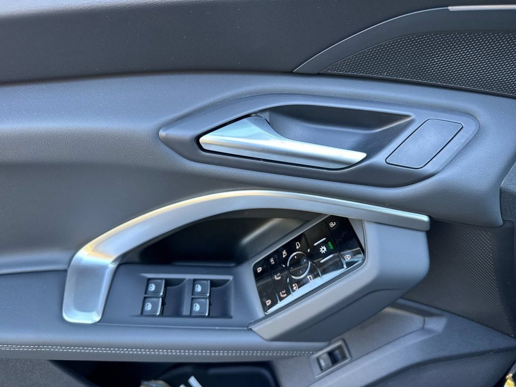 New 2026 Audi Q5 Premium AWD/4WD image 12